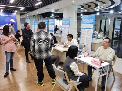 家門口的新業(yè)態(tài)，一站式綜合就業(yè)創(chuàng)業(yè)與健康服務(wù)全方位升級(jí)